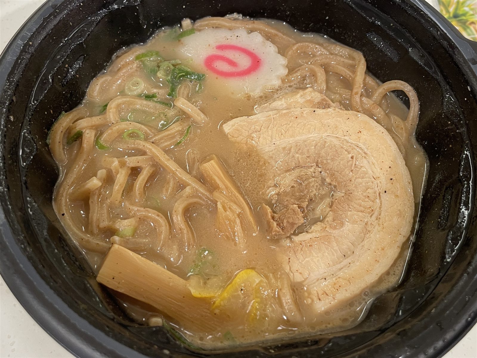 極厚チャーシューの自販機ラーメン